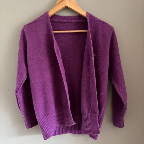 Violet Cardigan - Picture 2 of 7